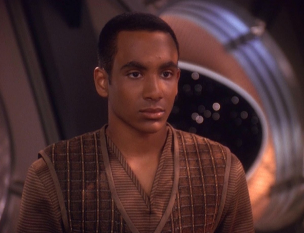 my nigga jake in the east wing. i can't believe the whole promenade is gone