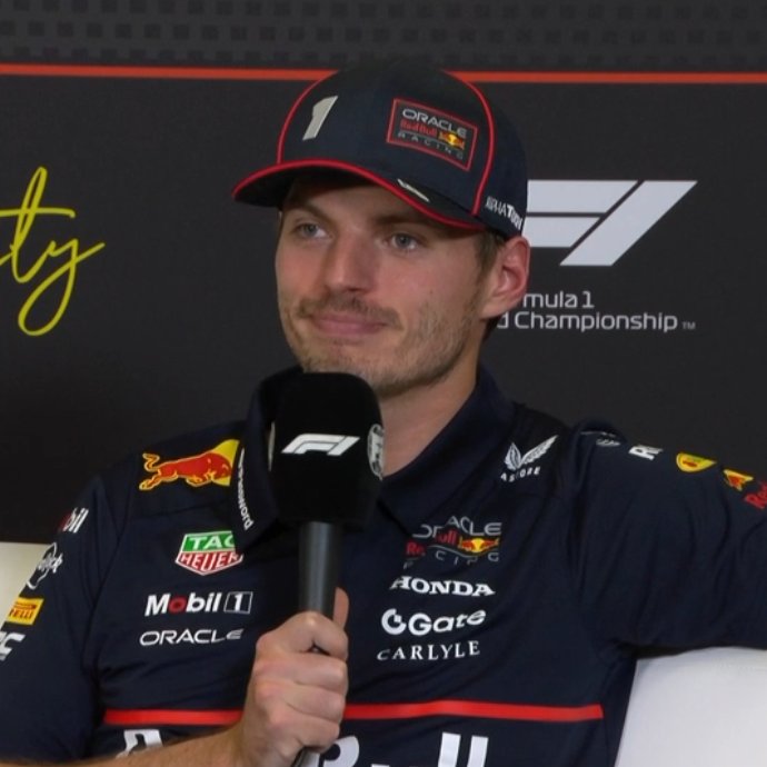 verstappenews's tweet image. Q: What were you thinking when the VSC came out? Were you frustrated?
Max: "No, not really. I mean sometimes the safety car has been very nice to me in my career, so, sometimes you win, sometimes you lose. Its how it goes in racing."
"Would've been a bit more fun in the end-…