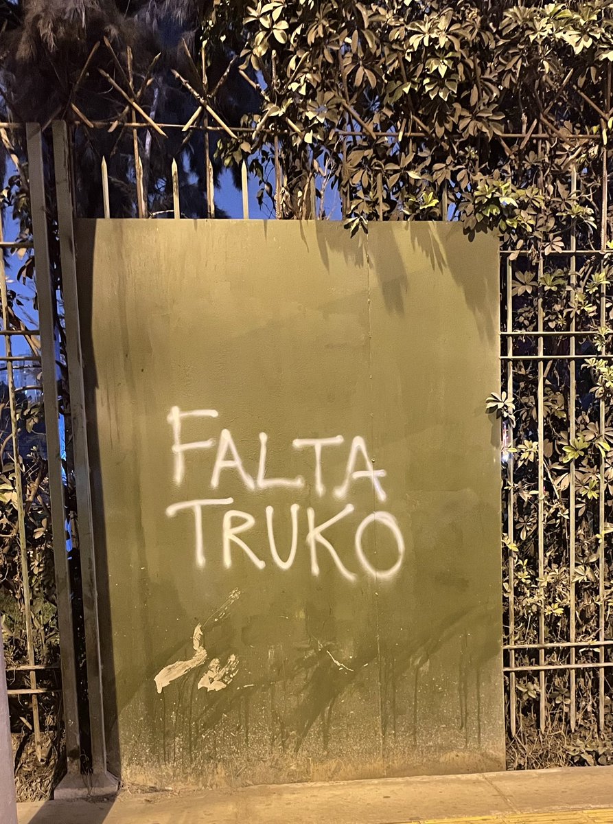 Falta Trvko. Justicia para el artista Mauricio Ruiz “Trvko”. Nunca más muertos por protestar
El asesino el PNP Magallanes está libre blindado por los #ProMuerte del régimen de Jeri 
#PeruEnDictadura #FueraJeriViolador #JusticiaParaTrvko