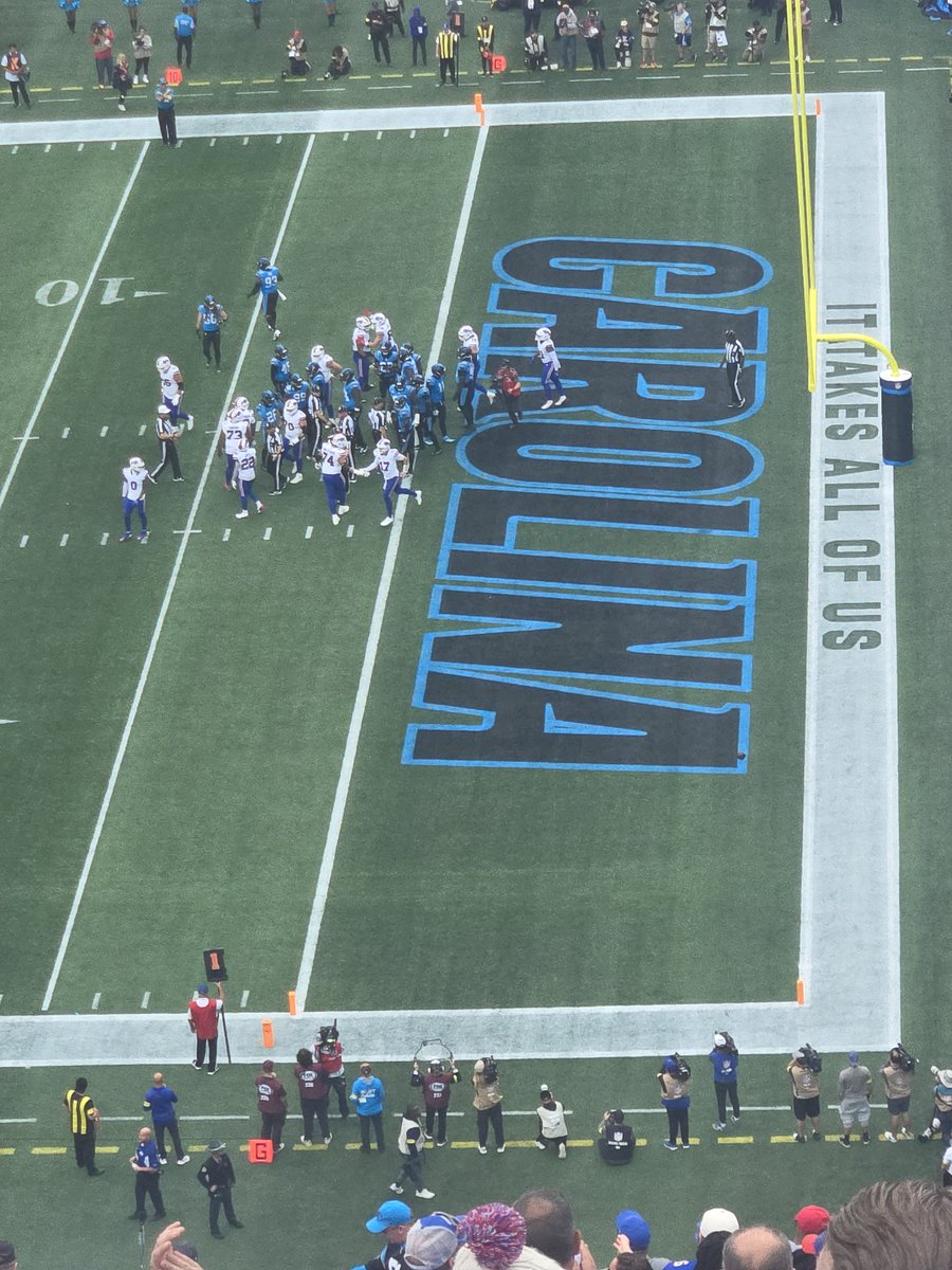 GHMS_Science8's tweet image. What a great game and even better in person! Bills Mafia was out force and we were loud!