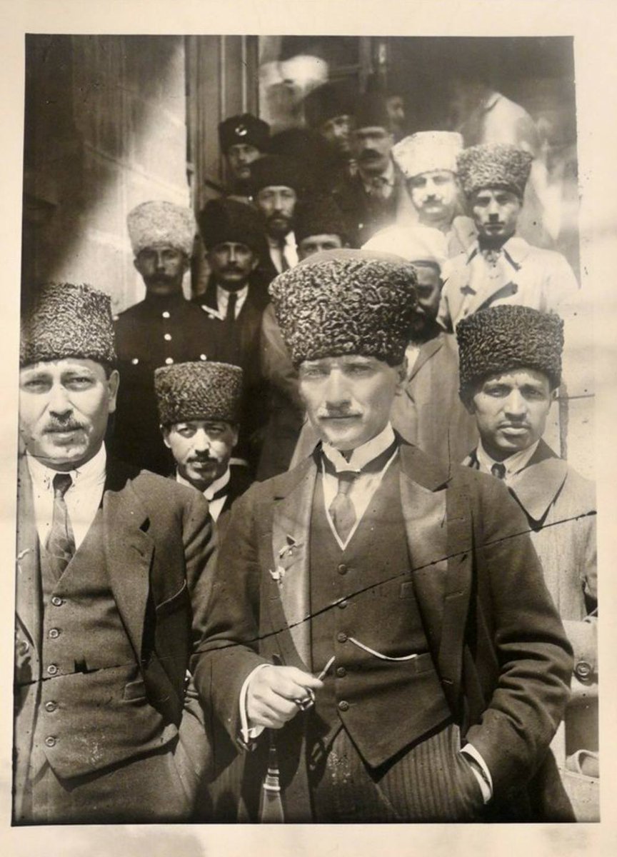 kronikkdokuman's tweet photo. Büyük Millet Meclisi Reisi Gazi Mustafa Kemal Paşa. (1923) https://t.co/v26kdKZ6gu