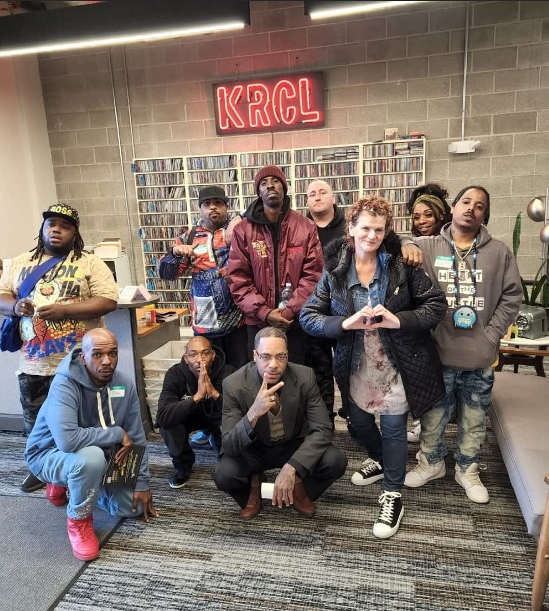 sbug926's tweet photo. The #DCMO22 tour Don't Count Me Out we say #fkcancer #shellhigh #GMG4LYFE #Sidewayzwithshellzandmattym
#AIMA #48til #KRCLradio #AscotRadio
#qball #kushkrinkle @MattyManagement @podbean @AlmsIntlMusic @Kush_Krinkle #watchwhatsnext https://t.co/Dfl5ozMc13