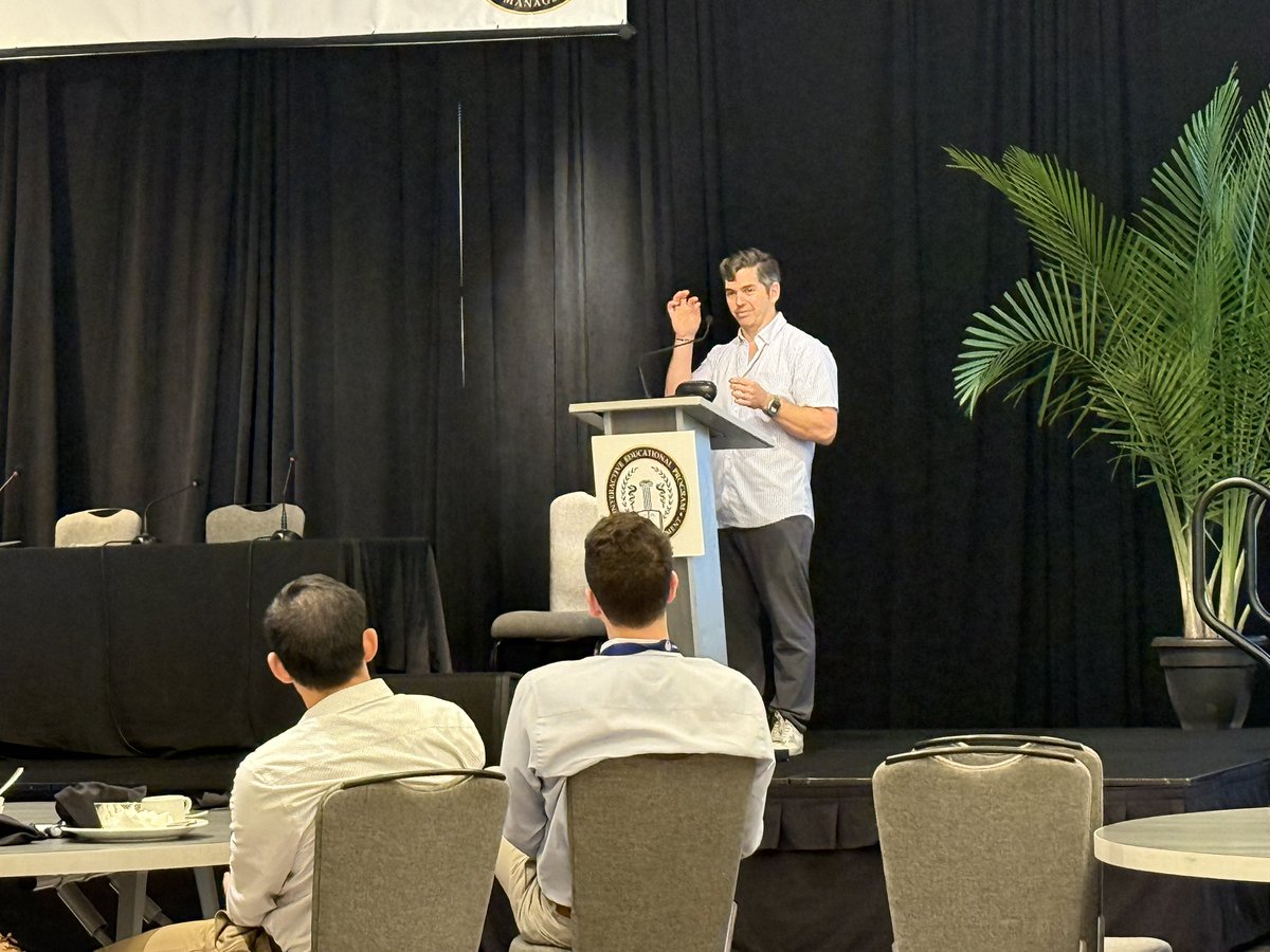 krishmdphd's tweet image. Wrapped up another outstanding IEP pain fellows course.  Multidisciplinary faculty that drove an incredible message to incoming fellows…future is bright for our specialty.  Focus on the patient and doing the right thing.  

#painmanagement #fellowship #payitforward #patientfirst