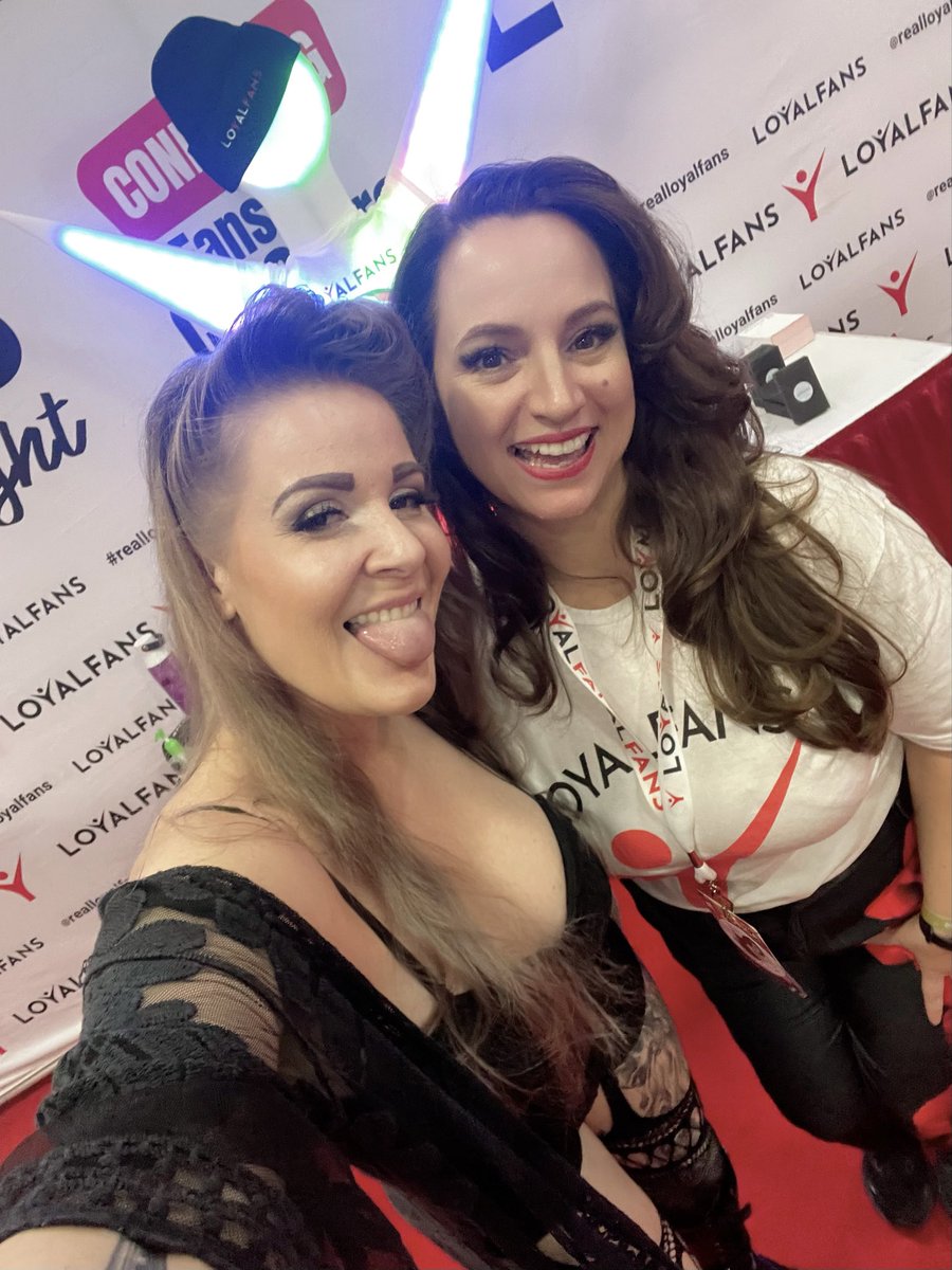 MissWhitneyMorgan XBiz Miami May 19-22 & more! (@mswhitneymorgan) on Twitter photo Always loooove seeing the beautiful & ever so talented <a href="/LizRiverModel/">Liz River 💕</a> at the <a href="/realloyalfans/">loyalfans.com</a> booth at <a href="/EXXXOTICA/">EXXXOTICA Expo</a> (& obviously anywhere else I get to see her pretty face)!! Always loooove seeing the beautiful & ever so talented <a href="/LizRiverModel/">Liz River 💕</a> at the <a href="/realloyalfans/">loyalfans.com</a> booth at <a href="/EXXXOTICA/">EXXXOTICA Expo</a> (& obviously anywhere else I get to see her pretty face)!!