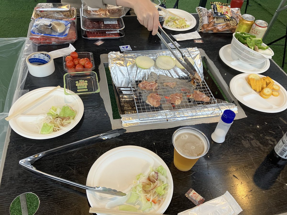昨日BBQ楽しんできました！
いくら飲んでも酔わないなーとか言ってたら全然酔っ払ったし、ガッツリ二日酔いですが元気に名古屋帰ります！