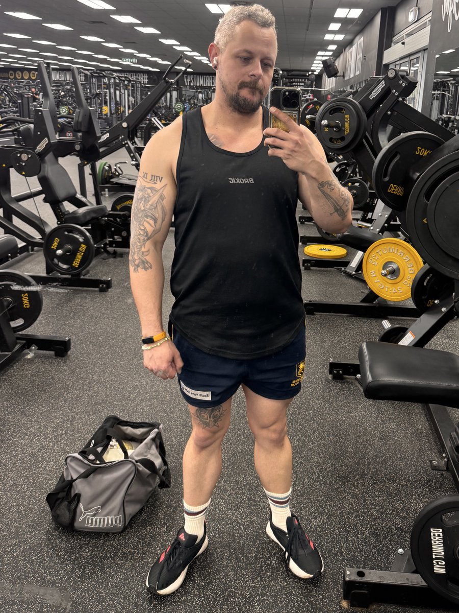 Cub Bondsmith tweet media