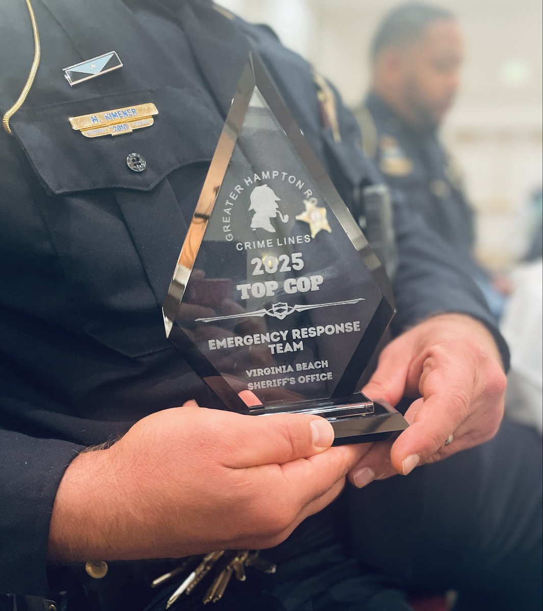VBSO's tweet photo. 👏 Congrats to our Emergency Response Team for earning a Top Cop Award from @757crimeline!
We’re proud of your dedication & service to Virginia Beach. 💛💙
Shout-out to all the other honorees—and to the overall Top Cop winner, a detective with @SuffolkVaPD! 👏
#VBSOtrust #TopCop #VBStrong
