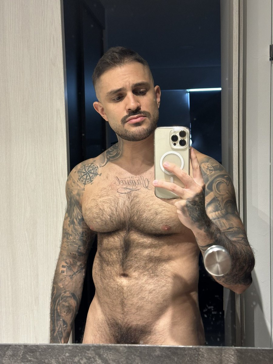 Julian Tucker tweet media