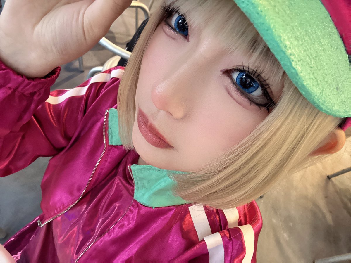 Q60dS2's tweet photo. 車に乗りまくってた。レーサーなので
 #Dハロ仮装2025  #Dハロ仮装 https://t.co/t81rLraKNC