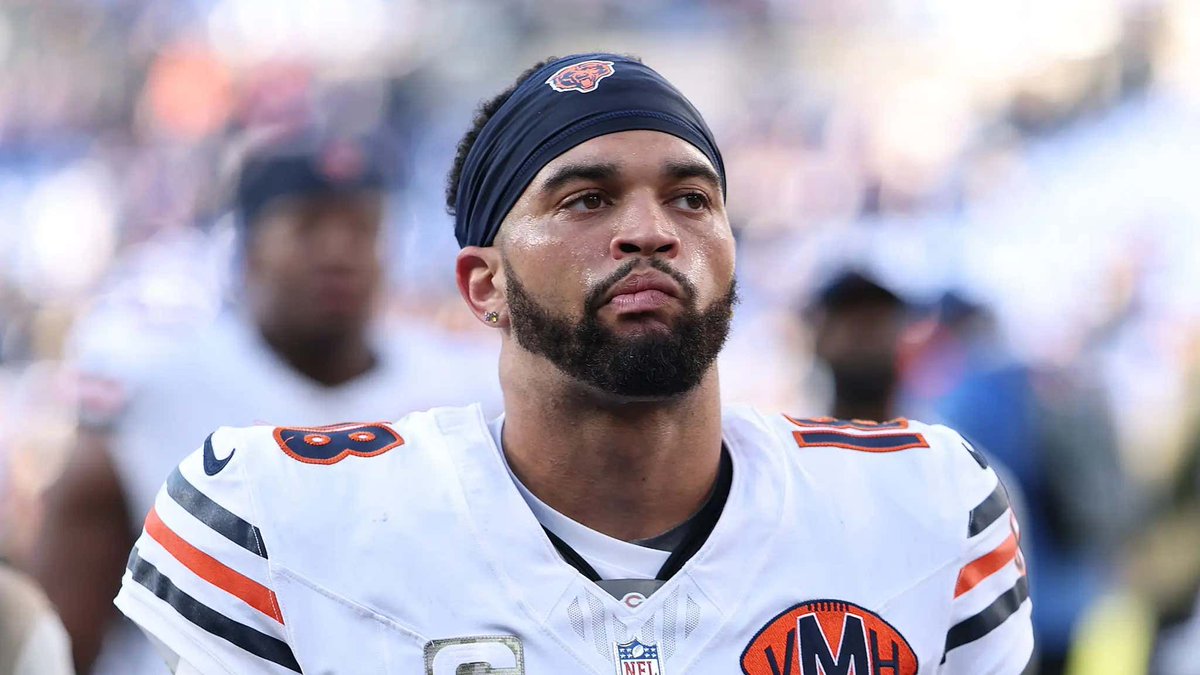 barstoolsports's tweet image. Caleb Williams Is Truly Awful And It Now Appears Ben Johnson Knows It barstoolsports.com/blog/3555932/c…