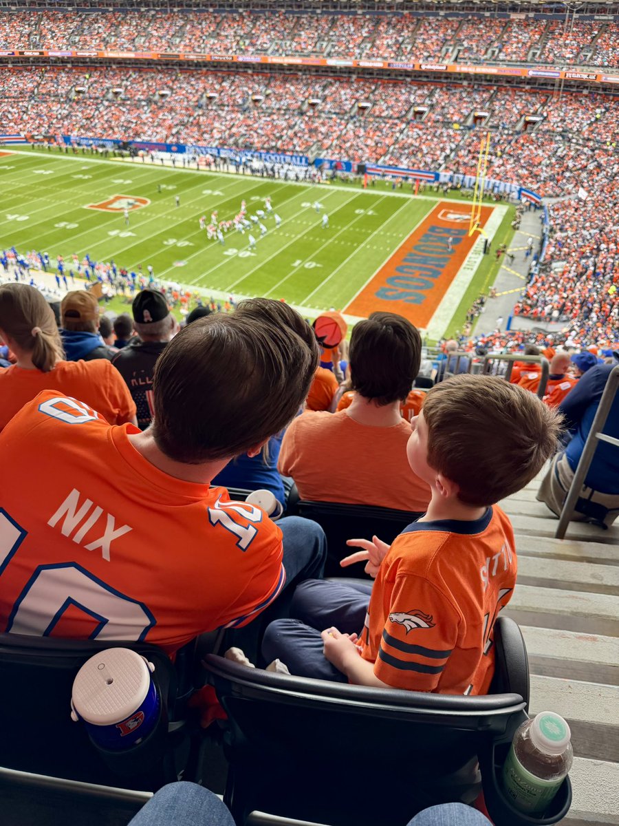 mooreevin's tweet photo. Me explaining to my son that the Cowboys haven’t beat the Broncos since 1995.

So, that’s still gonna be the case. https://t.co/9iDQkzVElF
