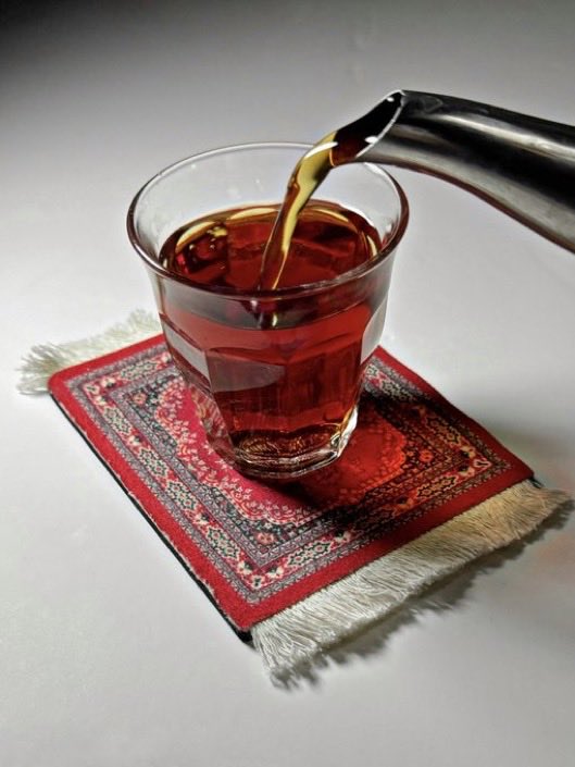 رُبما كاس شاهي خيّر من ألف جليس