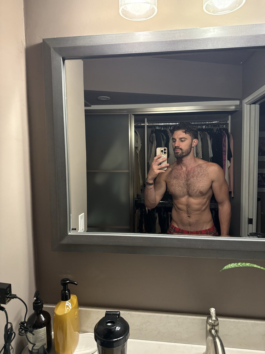 Spacey 🛸 tweet media