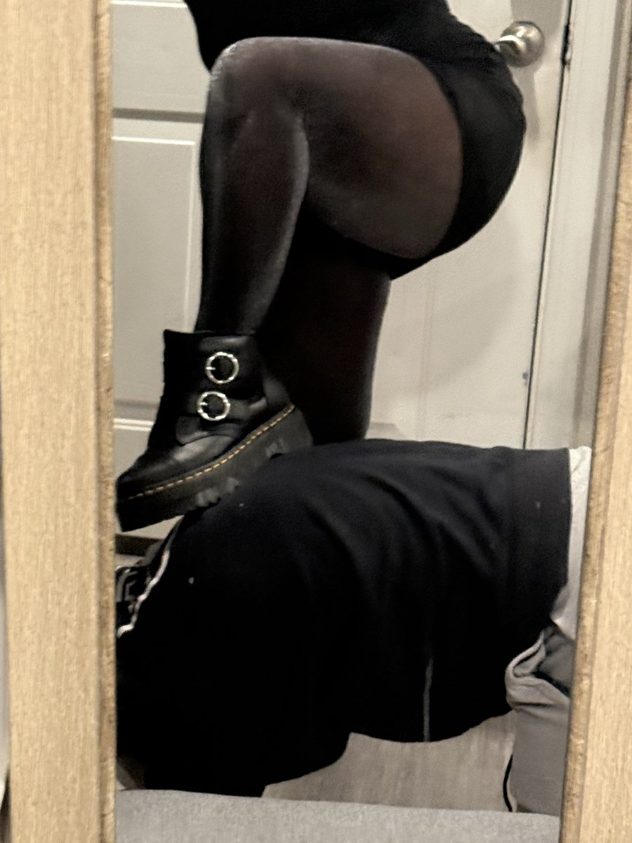 paythepuma's tweet photo. You love to be slutty for me, and I think that’s hot https://t.co/AmJMLCULty