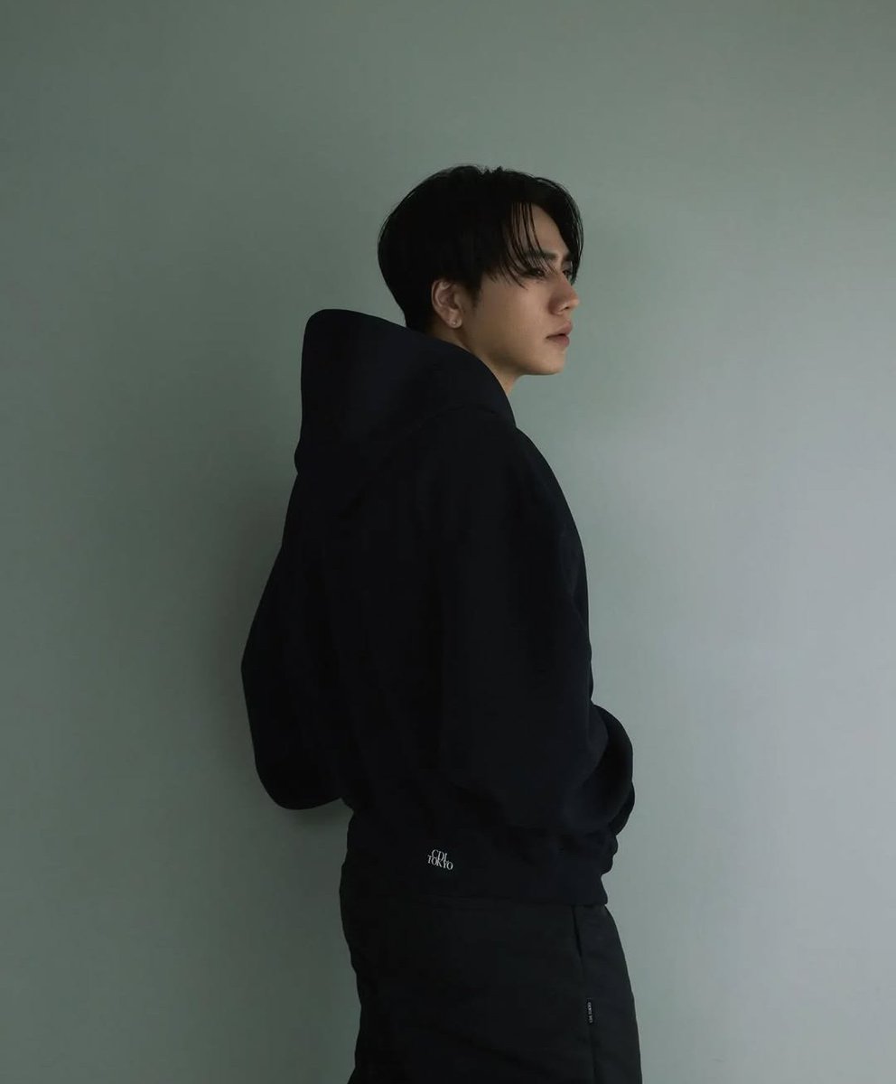 camel_No_2's tweet photo. おはようございます😊
#OneWayLove
✨https://t.co/ARyLxIxqoO
#ØMI #WhoAreYou #ANSWER #MATE
#登坂広臣 #HIROOMITOSAKA
#CDLTOKYO
#CDLentertainment
https://t.co/JipqVW5OIG https://t.co/xcOJv7tdLe