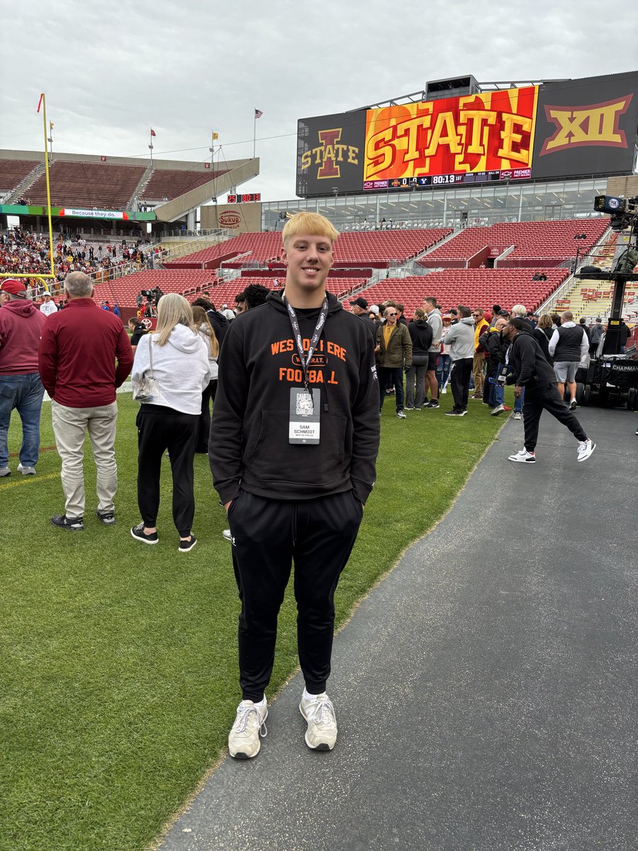 Thank you <a href="/CoachKelley52/">Dantrell Kelley</a> for inviting me out, it was an awesome experience!
<a href="/CoachHansen2/">Matt Hansen</a> <a href="/wdp_football/">West De Pere Football</a> <a href="/MJ_NFLDraft/">Mark Johnson</a> <a href="/PrepRedzoneWI/">Prep Redzone Wisconsin</a> <a href="/RyanClanton/">Ryan Clanton</a> <a href="/CycloneFB/">Iowa State Football</a>