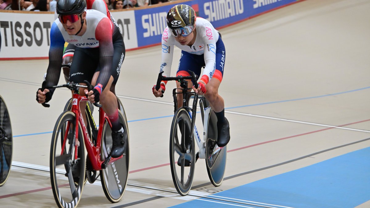 ティム・ケルン 写真集「The Peloton」自転車ロードレース ツール・ド・フランス＝第16ステージ、ケムナが初の区間優勝