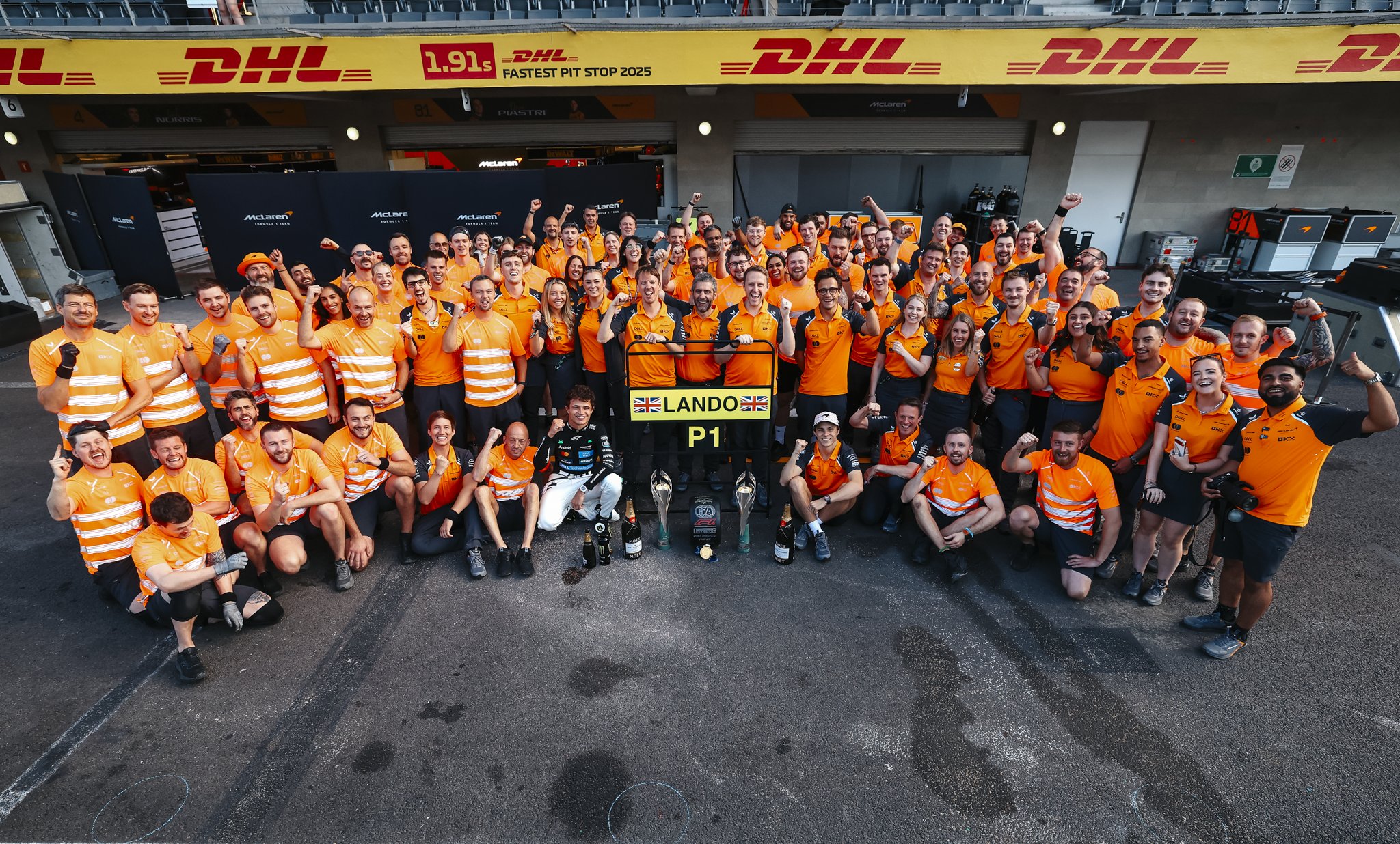 Mexico Mexican crowd booing Norris during his parc interview was disgraceful