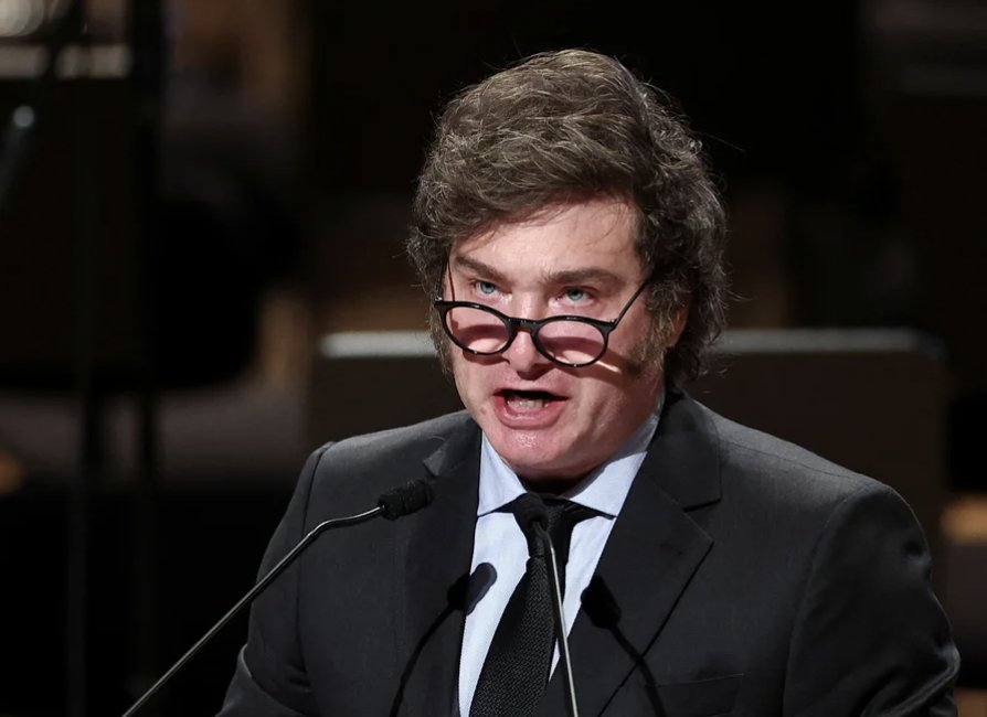 EmmaRincon's tweet photo. Según medios argentinos, el partido del presidente @JMilei habría ganado las legislativas superando el 40% de los votos, a partir de los primeros datos del conteo. https://t.co/C0A4peS0lp