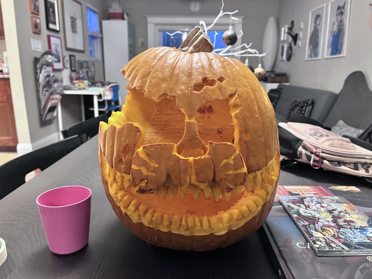 WeirdDog69420's tweet image. My friggin jack o bonnie pumpkin for the steele wool carving contest yo #SteelWoolCarve25 @SteelWoolStudio