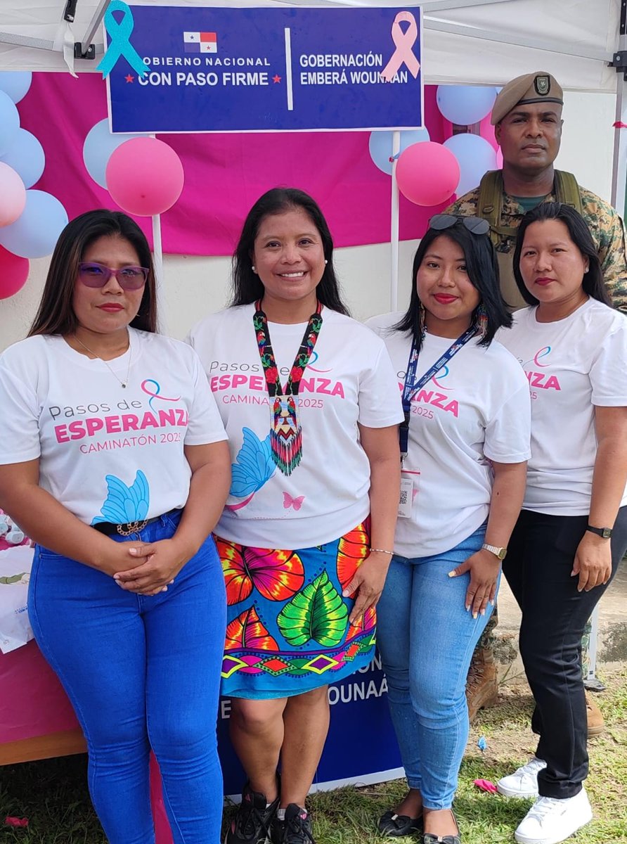 GobEmberaW's tweet photo. Con paso firme seguimos promoviendo la unidad y el bienestar comunitario. Hoy realizamos la caminaton "Pasos de Esperanza" en la comunidad de Unión Chocó, capital de la Comarca Emberá Wounaan, fortaleciendo los lazos de convivencia y salud entre nuestros pueblos. @PrimeraDamaPma https://t.co/KnkpD8vN1W
