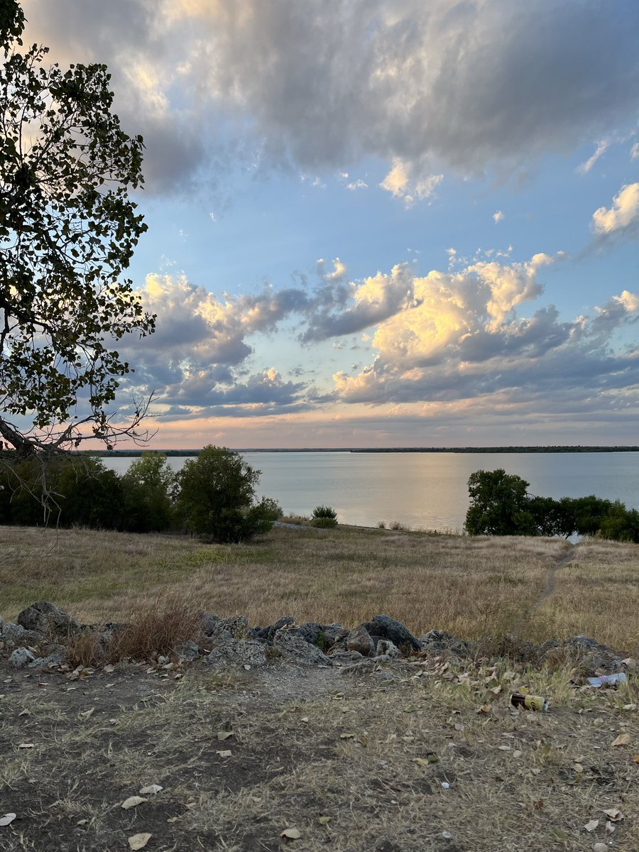 Abhiram Garapati For Congress (@abhiramgarapat2) on Twitter photo Good evening from the beautiful 31st District of Texas! 🇺🇸 Good evening from the beautiful 31st District of Texas! 🇺🇸