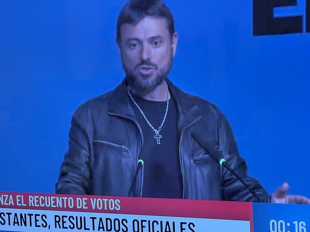 Nada más perdedor que <a href="/JuanGrabois/">Juan Grabois</a> jajajjaa 
Estas acabado.