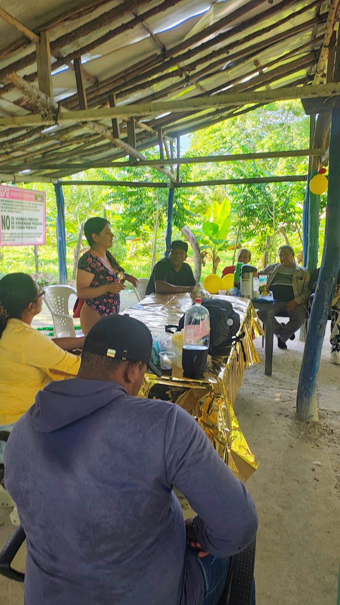 La Firmaton de <a href="/vocexcolombia/">Vocex</a> llegó a Turbana Bolivar! Nuestra meta de 500 mil firmas cada vez más cerca.
<a href="/AngieMDamian/">Angie Damian</a> <a href="/petrogustavo/">Gustavo Petro</a>