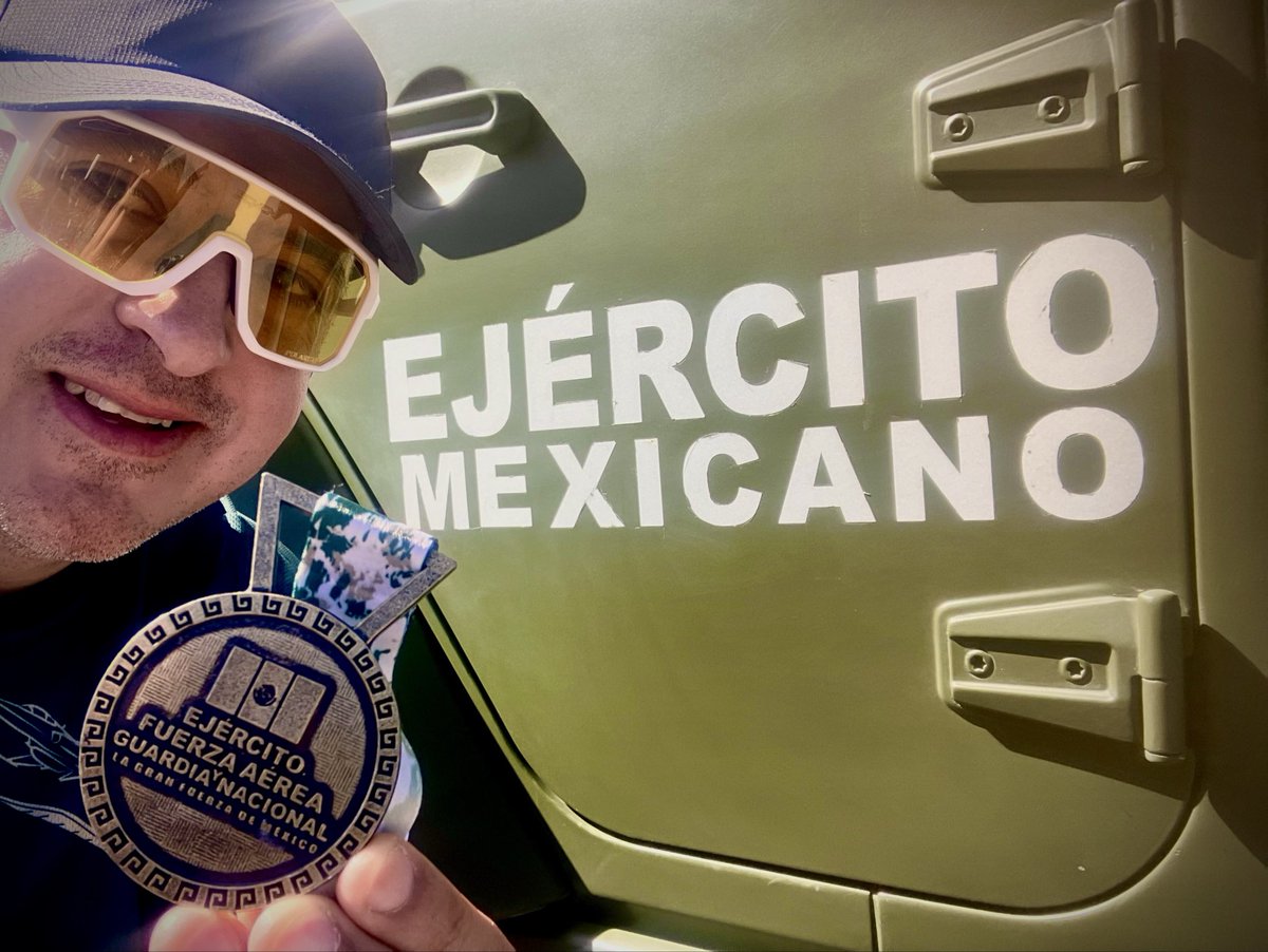 #Medalla131 en la #Carrera #LaGranFuerzaDeMéxico <a href="/Defensamx1/">@Defensamx</a> <a href="/GN_MEXICO_/">Guardia Nacional</a> #Ejército #FuerzaAérea #GuardiaNacional