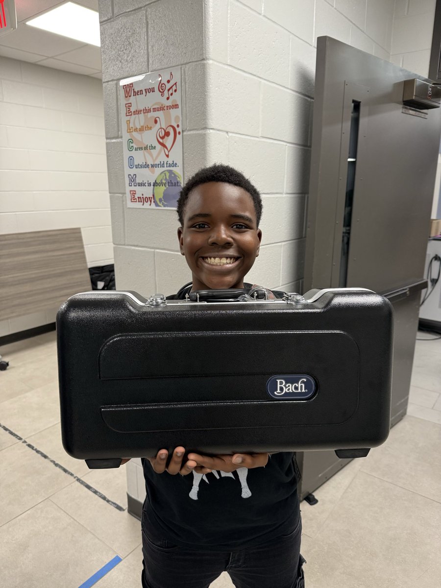 ARMS_GatorBand's tweet photo. That “first time taking your instrument home” feeling! 🐊🎶 #BeginnerBand

@HumbleISD_ARMS @HumbleISD_Arts @HumbleISD https://t.co/0CbhwbX2HE