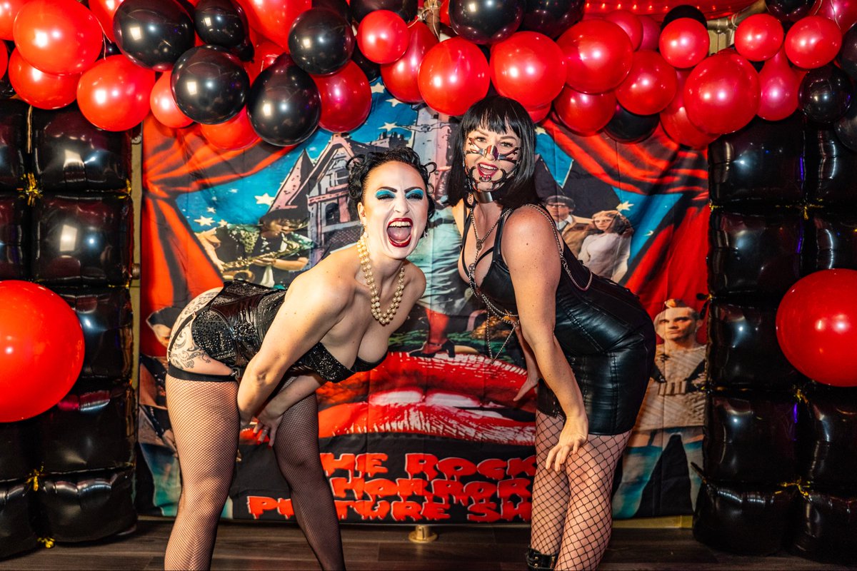 ViviennelAmourX's tweet photo. Thank you to the INCREDIBLE Miss Fortune for 2 SPELLBINDING cabarets! ❤️

You were all amazing last night @CircusMaximusGB 

Love from me and all the @CelestialDerby team. Another NAUGHTY NIGHT! 

📸 @Dylanboudoir https://t.co/nwNNhv9HpX