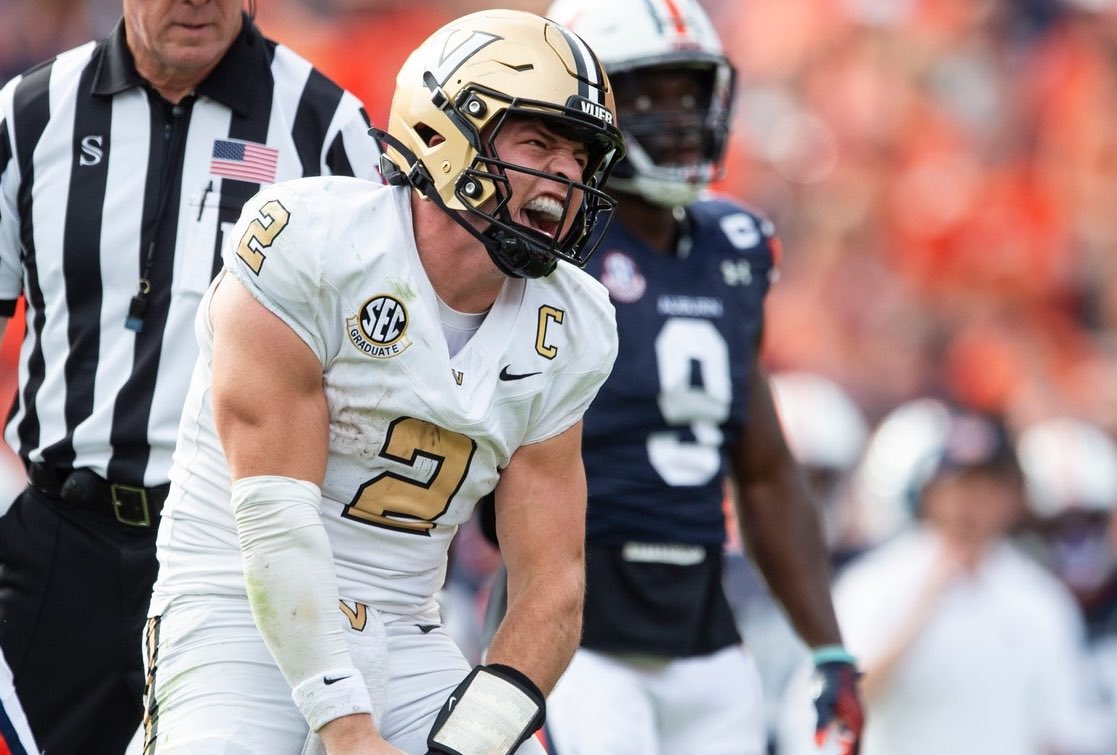 🔥 Jersey Giveaway! 🔥

I'm giving away a Pavia jersey of your choice for every Passing TD Diego Pavia has @ Texas.

Rules:
1. Follow <a href="/VandyTracker/">#9 VANDYTRACKER 7-1 (3-1)</a> and <a href="/collegeballhub/">College Football Hub</a> 
2. Like &amp; RT this post 
3. Reply with your team

Ends Saturday @ Noon