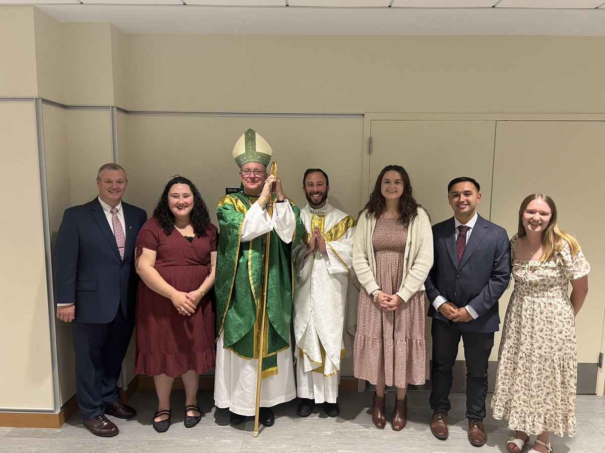 Diocese of Rockville Centre tweet media