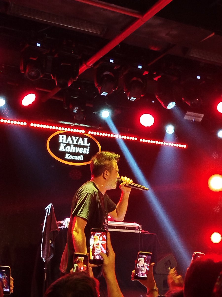 Kavuştuk <a href="/Sagopakajmerrap/">Sagopa Kajmer</a>