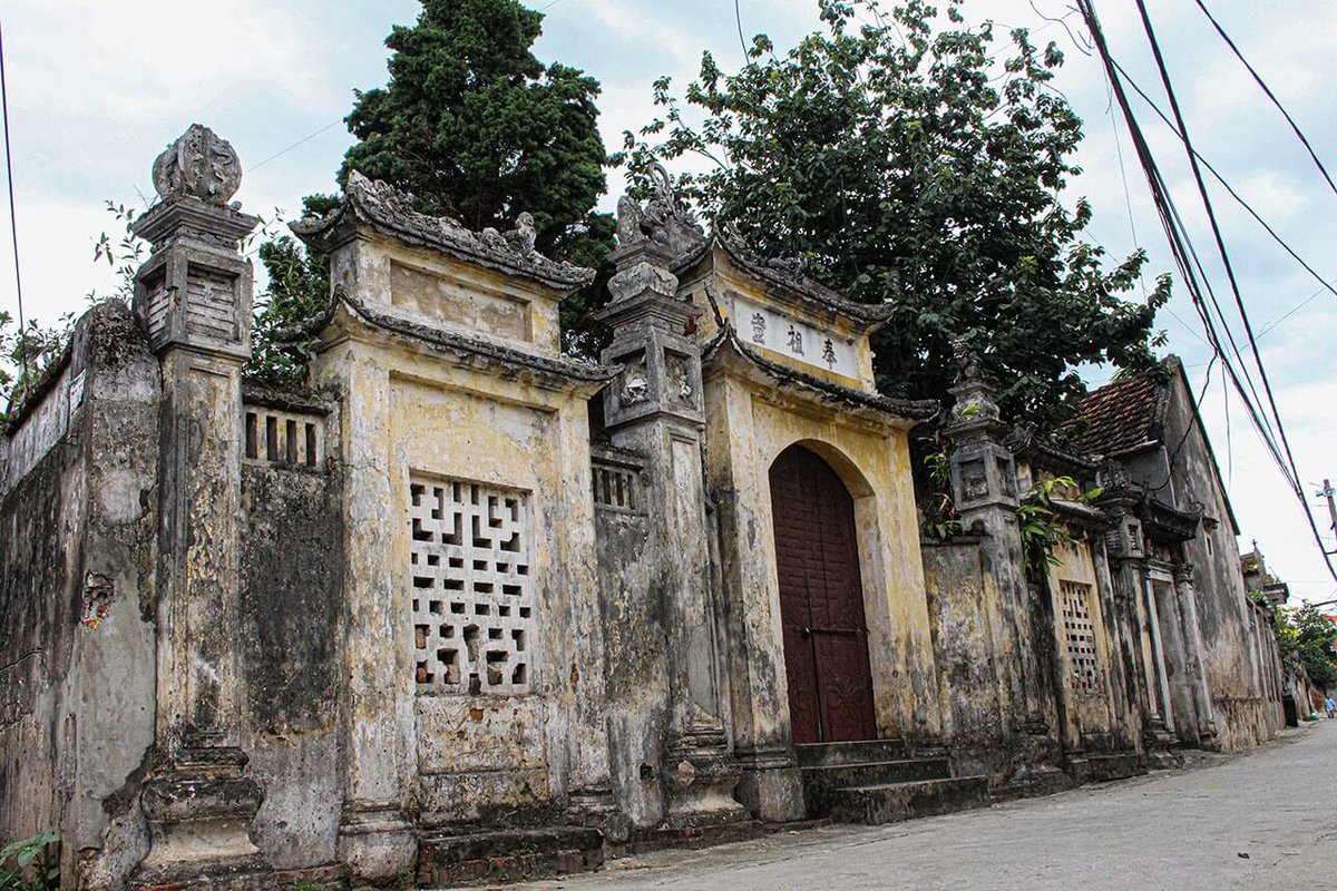 NoiTour56002's tweet photo. Some ancient villages in Vietnam

With 4000 years of history, Vietnam contains countless interesting cultural stories. Typical of which are ancient architectural works, closely associated with the daily life of the people.
https://t.co/A9l8pMi8AB
#vietnamculturalstories https://t.co/g723zuqplD