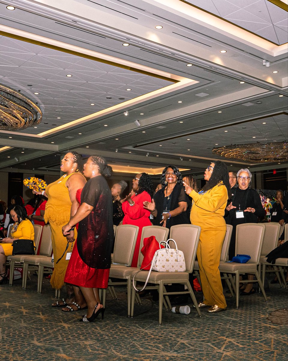 LVHBCUClassic's tweet photo. Closing out the inaugural P&G Las Vegas HBCU Classic on a high note. π€π΅
Thank you to the @Raiders and @ResortsWorldLV for an unforgettable Gospel Brunch. β€οΈ
#LVHBCUClassic | #HowWeHBCYOU https://t.co/3CaN1yhbS1