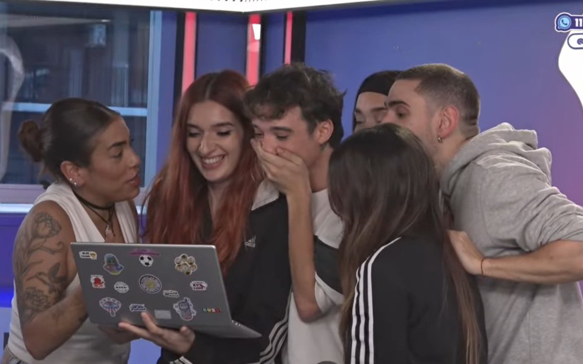 Nosotros mañana cuando tengamos que fingir que no sabíamos que es el anuncio #PatriaYFamilia