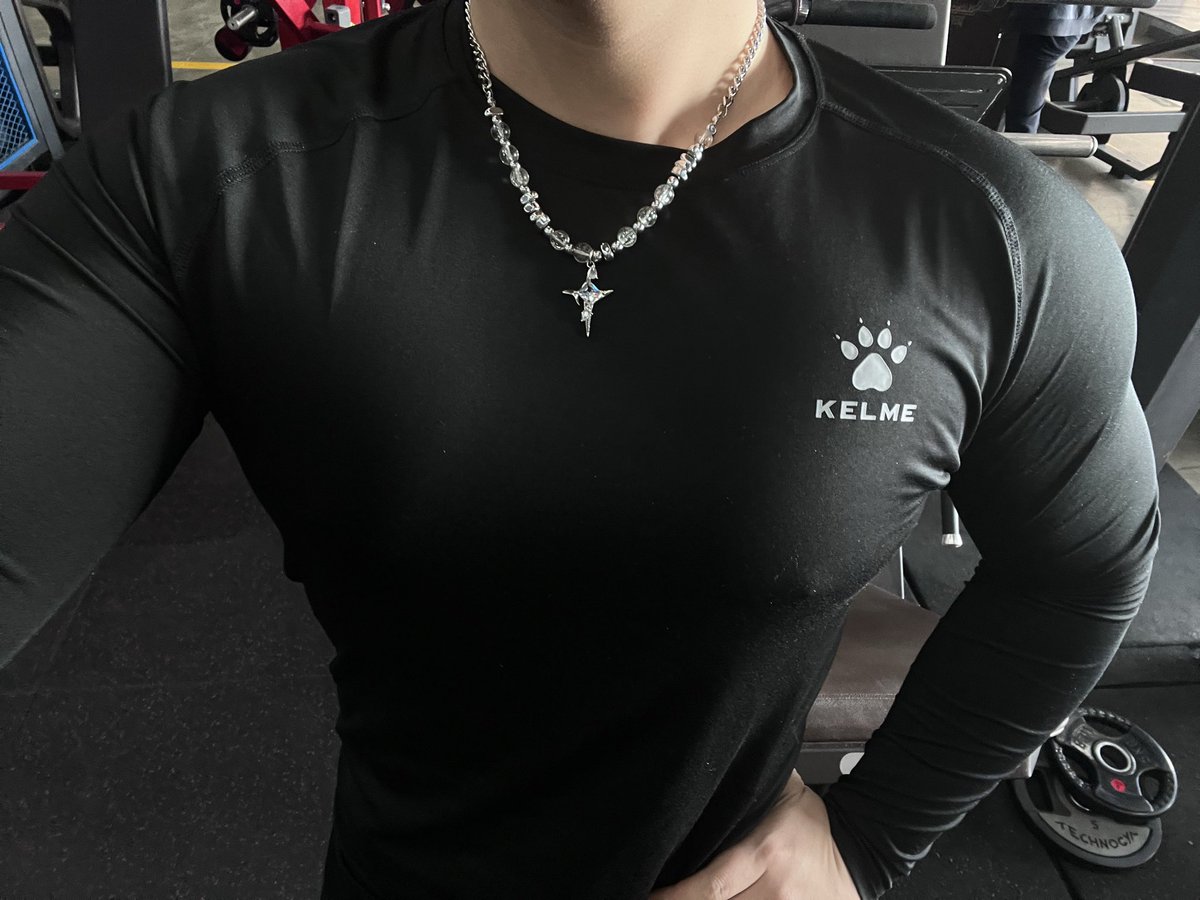 hold on  hold on 掉粉掉的有点疯狂了