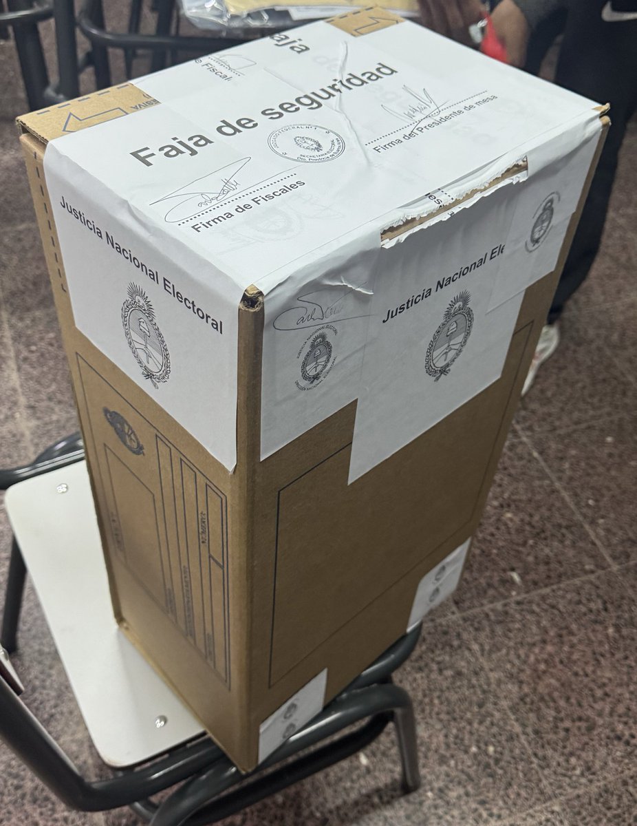 Hoy fue un día DEMOCRÁTICO.

VIVA LA LIBERTAD CARAJO!!