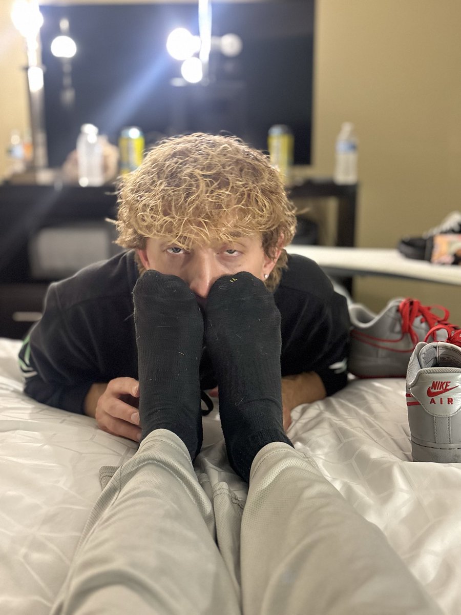 Come take a sniff of these alpha soles and see for yourself why this bitch boy keeps coming back every other weekend 🤑🦶 <a href="/funwithmaxxx/">Max Avery 100k+</a> <a href="/MASTER_UPDATES/">|₵Å$H MÅ$T€R_UPDÅT€$ 🇺🇸|39K|</a>