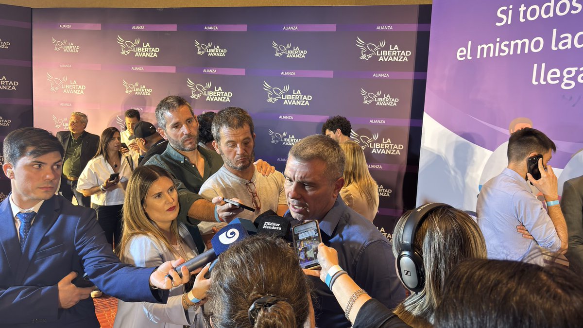 El intendente de Godoy Cruz <a href="/diegocostarelli/">Diego Costarelli</a> resalta que en el departamento el oficialismo gana por más de 30 puntos 

<a href="/ElMedio0k/">ElMedioOk</a>