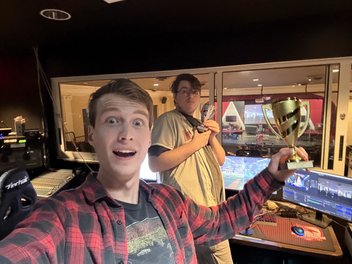 GRAND FINALS TIME

HUNTINGDON VS MONTEVALLO

TALE AS OLD AS TIME

LETS GO!!! <a href="/SawDudeGabe/">SawDudeGabe</a> <a href="/HCHawksEsports/">Huntingdon Esports</a>