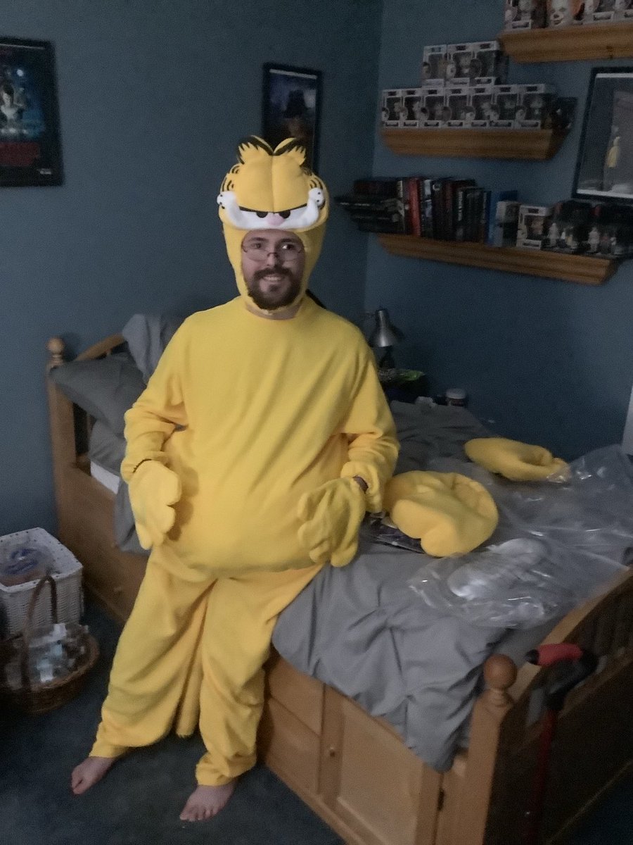 NickyT219's tweet photo. I can’t wait to wear this on Halloween https://t.co/UXfFLdICaR
