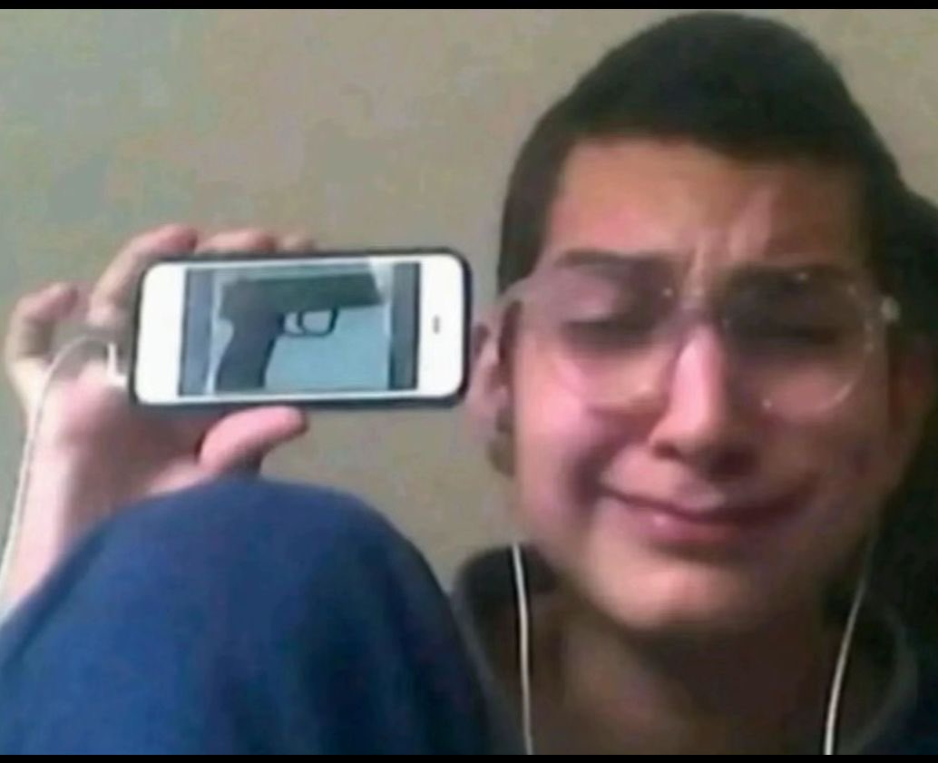 estuve todo el mes esperando la nota de un parcial de matemáticas pensando q me había ido re bien, subieron la nota hoy, me saqué un 3