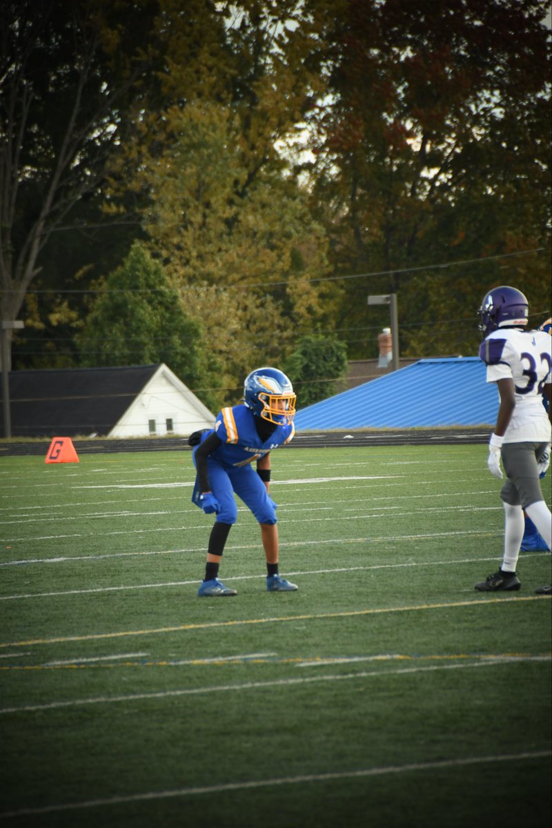slimeylanez's tweet photo. Went into week 8 to get a team dub and finish the week out as 6-2. The final score was 26-0 and I had a couple tackles, 1 pbu and 0 catches allowed. @DeenEaglesFB @KalebCrawford17 @kaleb_gsx Only up from here! https://t.co/dO3wqGCpid