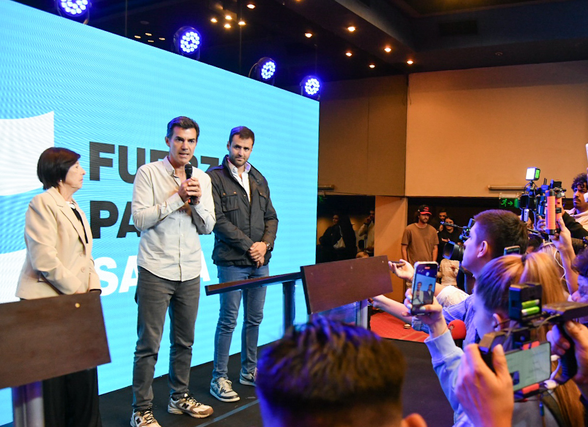 El pueblo salteño eligió a los representantes de Milei en nuestra provincia. Mis felicitaciones a los candidatos de La Libertad Avanza.
Nosotros lo dijimos desde el primer momento: en este espacio no especulamos con cuestiones de poder, salimos a sostener nuestras convicciones