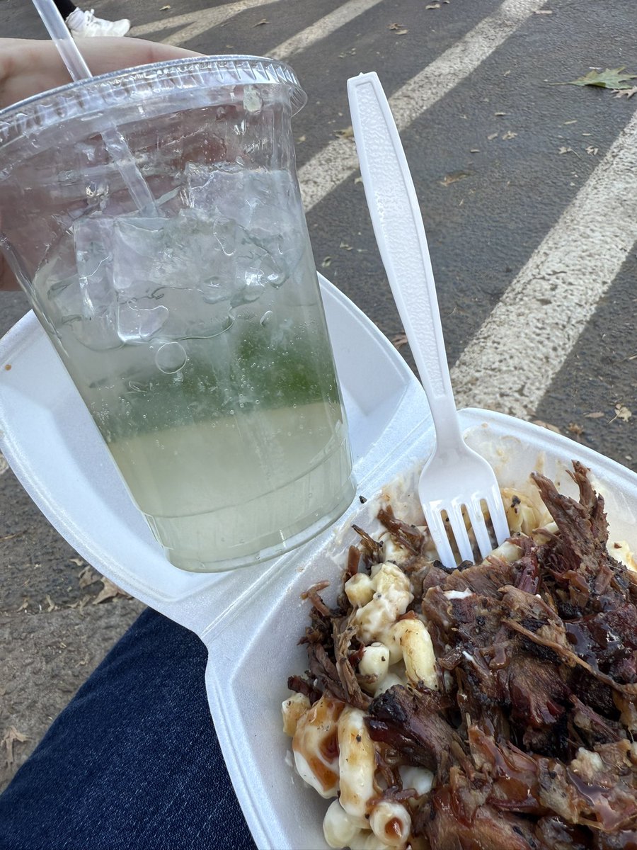 Iteach2ndgrade1's tweet image. State Fair all day on Saturday! #ncstatefair Good times! ❤️🎡