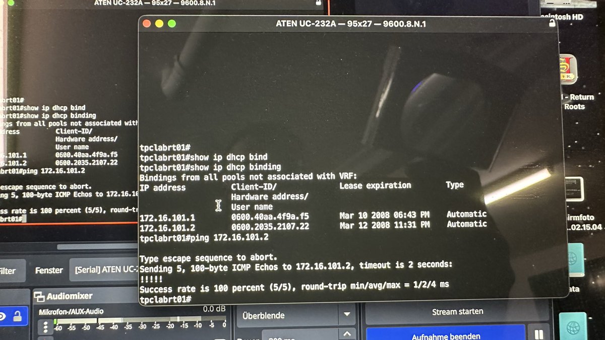 PhintageCollect's tweet image. One eternity later, I convinced Windows NT 3.51 to do multi homing with Ethernet and Token Ring. Yaieeee! #RetroComputing #VintageComputing