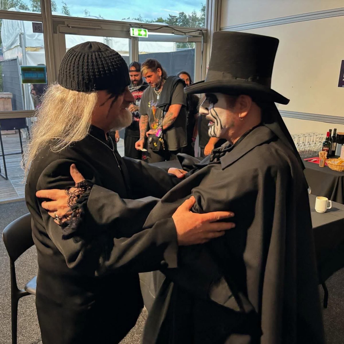 LelandSage's tweet image. Dudes rock.