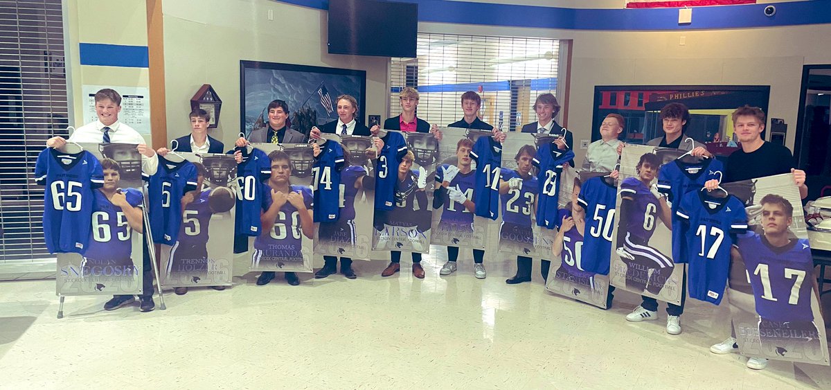 Thank You Seniors for your 4 year commitment to the SCC program! 💙💪🏼🏈